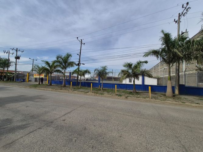 Bodega en arriendo en Cencar- Yumbo, Yumbo, 5000 m² · foto 4 de 18