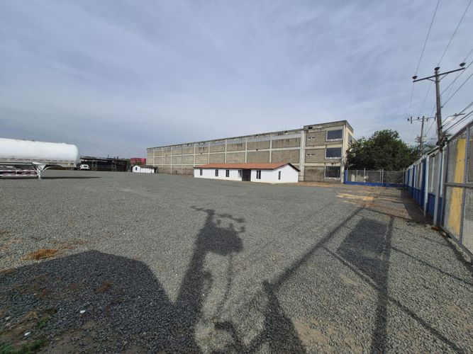 Bodega en arriendo en Cencar- Yumbo, Yumbo, 5000 m² · foto 8 de 18