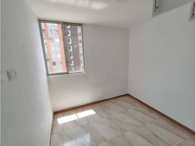 Apartamento de 3 alcobas en venta en Hospital Mental, Bello, 67 m² · foto 7 de 13