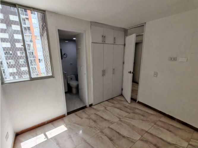 Apartamento de 3 alcobas en venta en Hospital Mental, Bello, 67 m² · foto 10 de 13