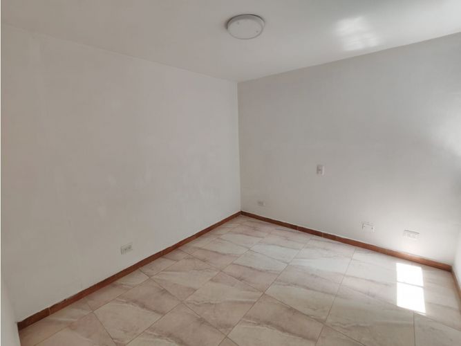Apartamento de 3 alcobas en venta en Hospital Mental, Bello, 67 m² · foto 12 de 13
