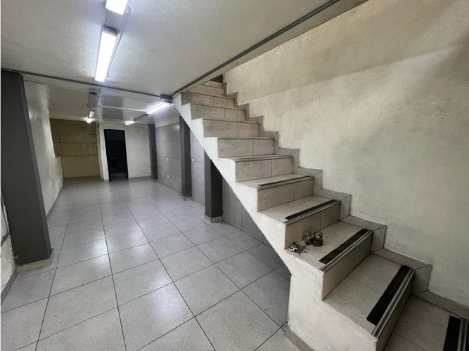 Local en arriendo en Estación Villa, Medellín, 85 m² · foto 4 de 22