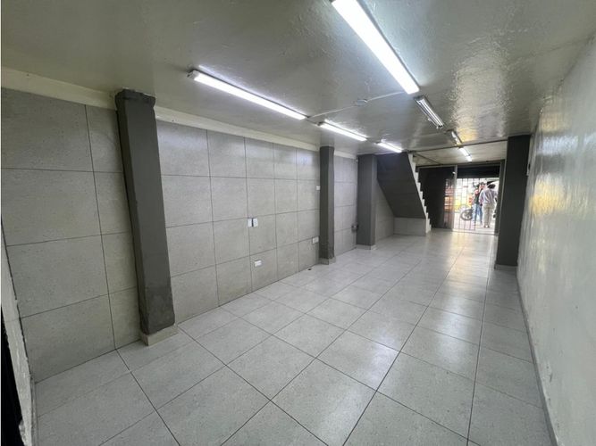 Local en arriendo en Estación Villa, Medellín, 85 m² · foto 6 de 22