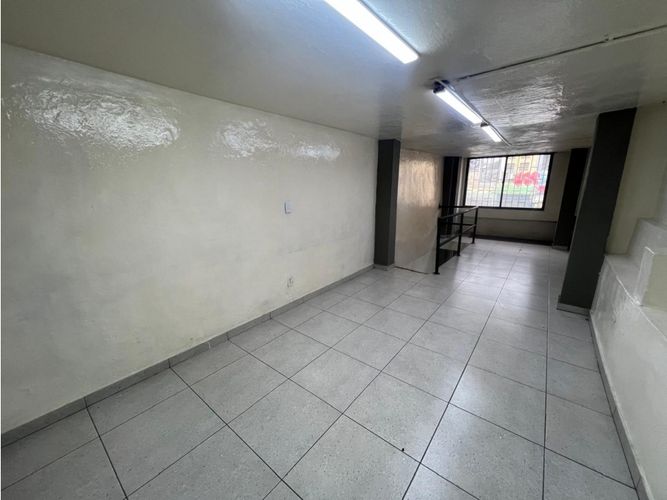 Local en arriendo en Estación Villa, Medellín, 85 m² · foto 8 de 22