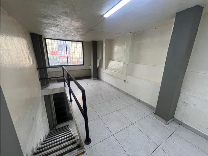 Local en arriendo en Estación Villa, Medellín, 85 m² · foto 9 de 22