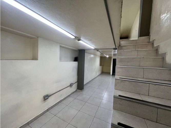 Local en arriendo en Estación Villa, Medellín, 85 m² · foto 21 de 22