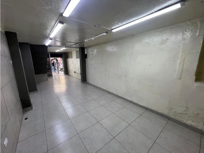 Local en arriendo en Estación Villa, Medellín, 85 m² · foto 22 de 22