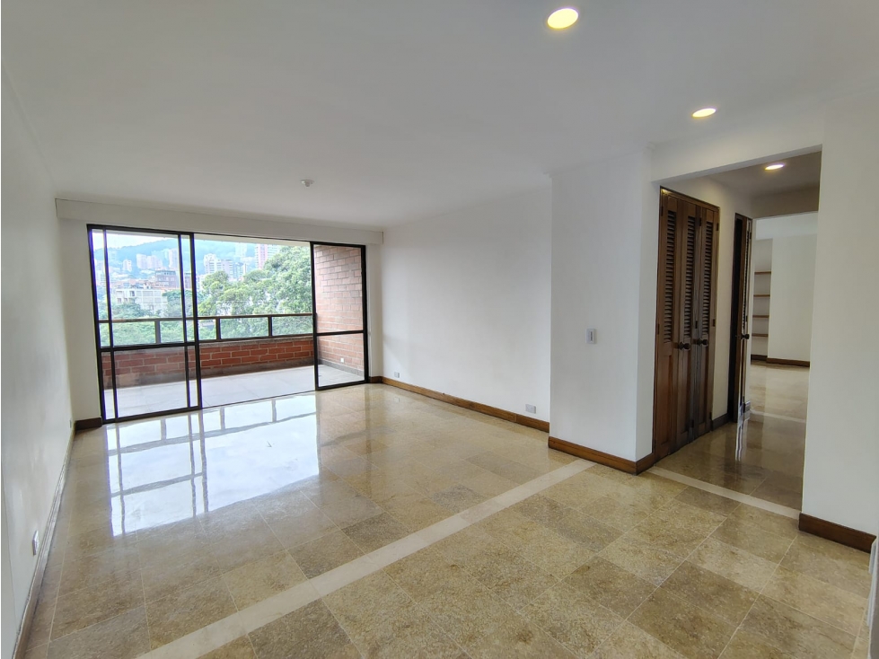 3BR Apartment in Milla de Oro (153 m²)