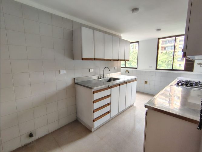 Apartamento en arriendo en Milla De Oro, Medellín · foto 5 de 20