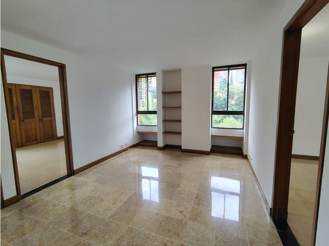 Apartamento en arriendo en Milla De Oro, Medellín · foto 10 de 20
