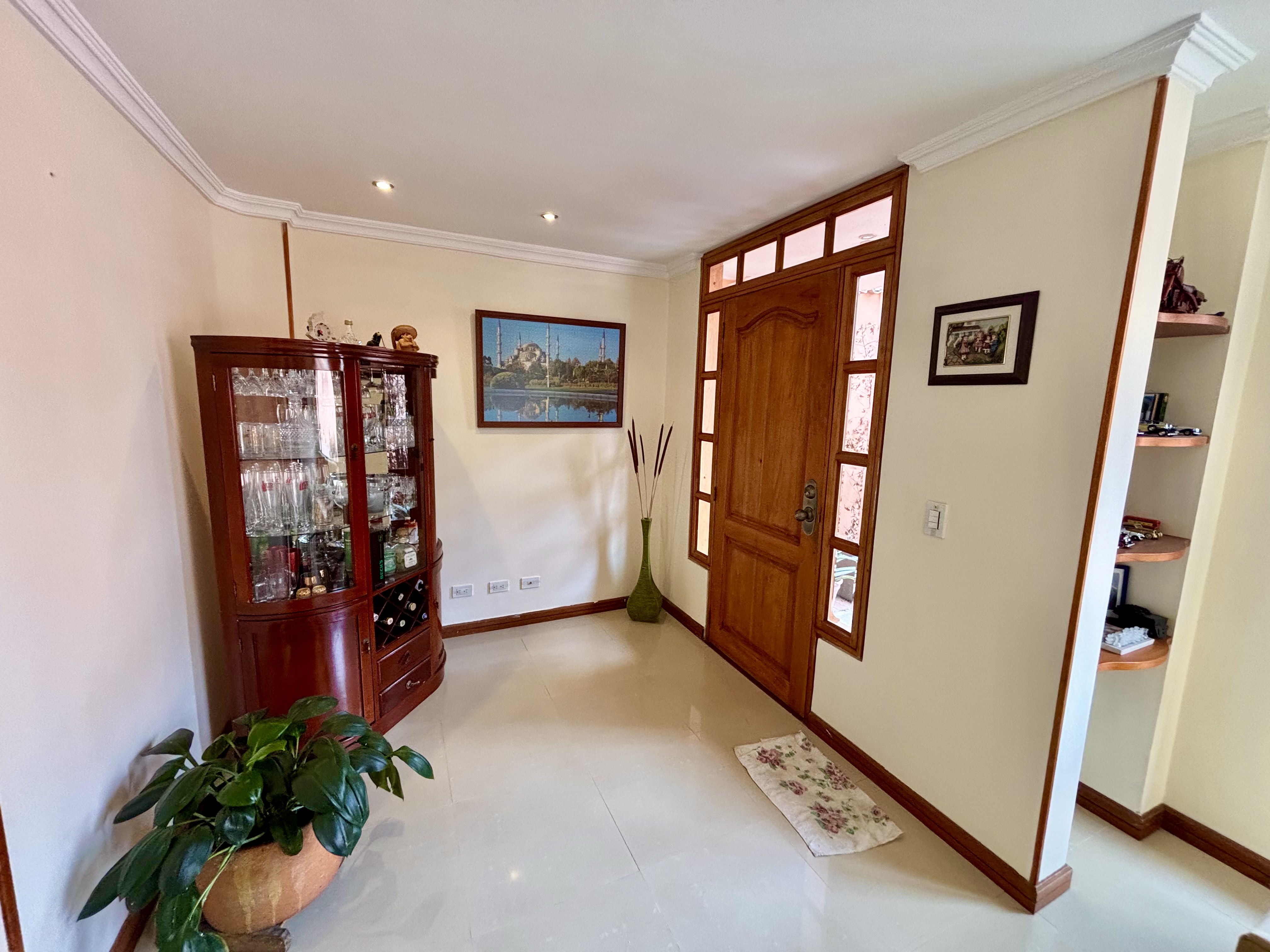 Casa en venta en Laura Vicuña, Chía · foto 3 de 20