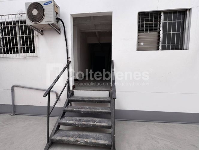 Local en arriendo en Perpetuo Socorro, Medellín, 95 m² · foto 13 de 18