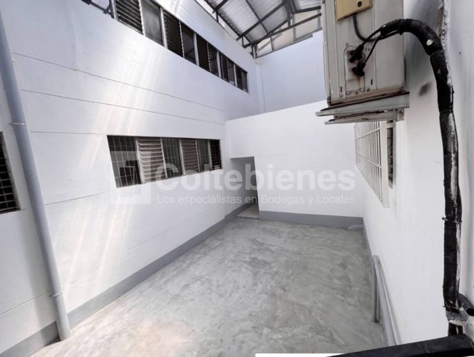 Local en arriendo en Perpetuo Socorro, Medellín, 95 m² · foto 14 de 18