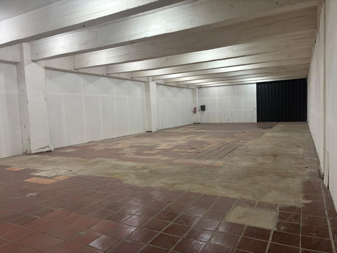 En Alquiler Depósito en Complejo Logistico en Asunción - Trinidad A509 — foto 2