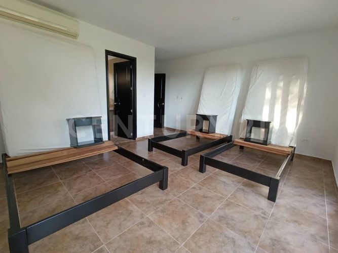 Casa de 7 alcobas en venta en 20 De Julio, Villavicencio · foto 9 de 22