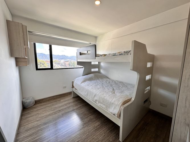 Apartamento de 3 alcobas en venta en Bavaria, Bogotá, 96 m² · foto 9 de 18