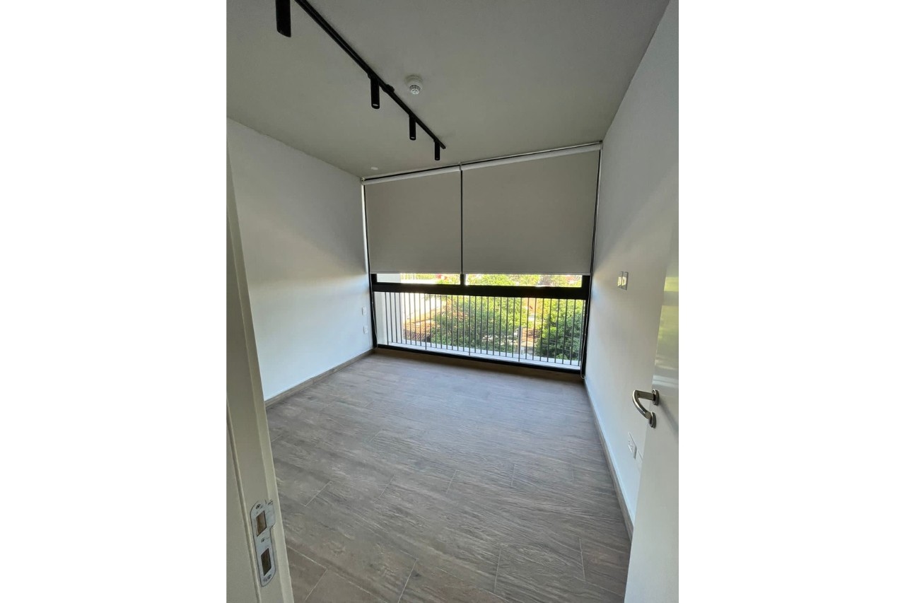 Barrio Villa Morra - Departamento de un dormitorio en alquiler, zona Shopping Mariscal López — foto 2