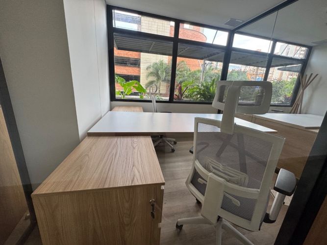 Oficina en venta en Los Colores, Medellín, 7 m² · foto 3 de 14