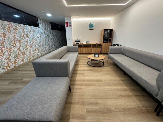 Oficina en venta en Los Colores, Medellín, 7 m² · foto 8 de 14