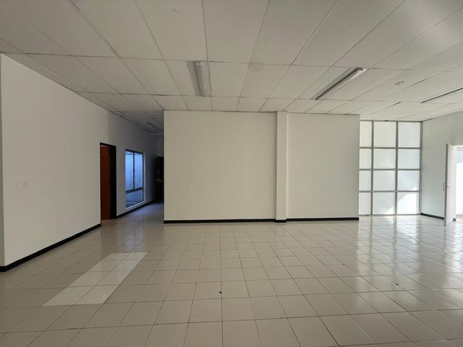 Oficina en arriendo en Sector Plaza De Bolivar, Pereira, 93 m² · foto 3 de 10