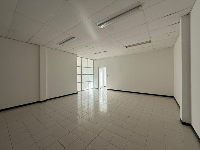 Oficina en arriendo en Sector Plaza De Bolivar, Pereira, 93 m² · foto 5 de 10