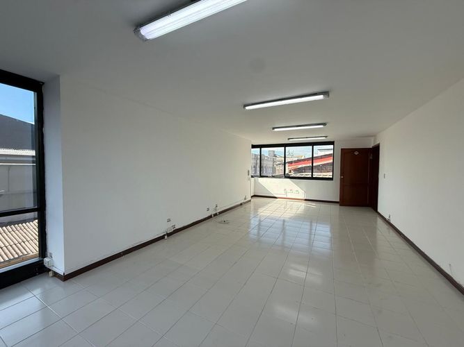 Oficina en arriendo en Sector Plaza De Bolivar, Pereira, 44 m² · foto 2 de 7