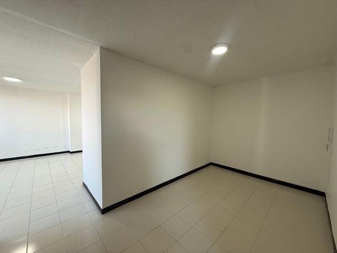Oficina en arriendo en Sector Plaza De Bolivar, Pereira, 40 m² · foto 3 de 9