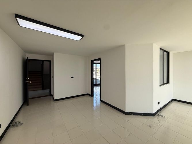 Oficina en arriendo en Sector Plaza De Bolivar, Pereira, 58 m² · foto 4 de 8