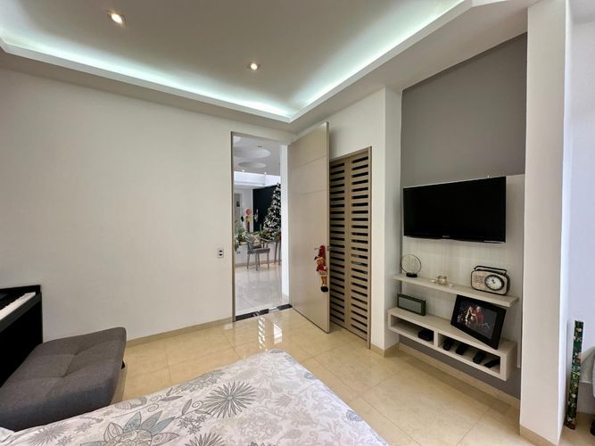 Casa de 6 alcobas en venta en Cn. Menzuly Campestre, Piedecuesta, 578 m² · foto 18 de 20