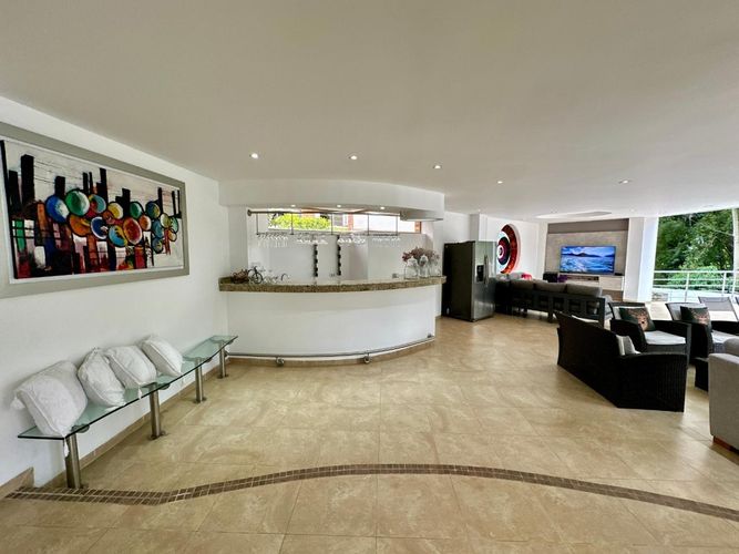 Casa de 6 alcobas en venta en Cn. Menzuly Campestre, Piedecuesta, 578 m² · foto 14 de 20