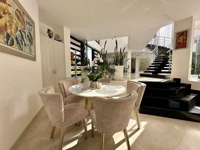 Casa de 6 alcobas en venta en Cn. Menzuly Campestre, Piedecuesta, 578 m² · foto 12 de 20