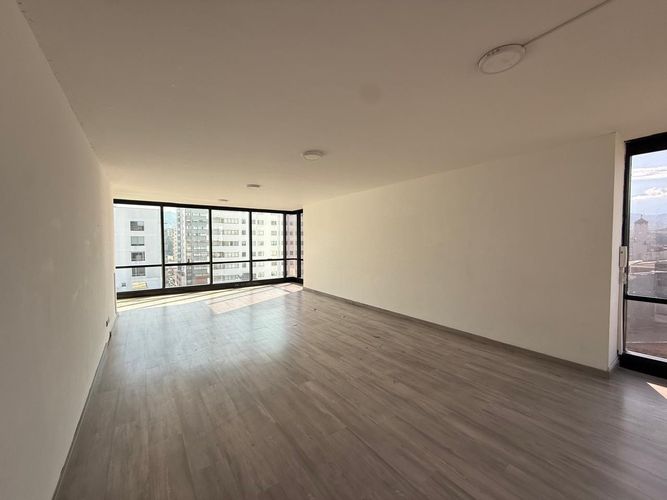 Oficina en arriendo en Sector Plaza De Bolivar, Pereira, 44 m² · foto 2 de 8