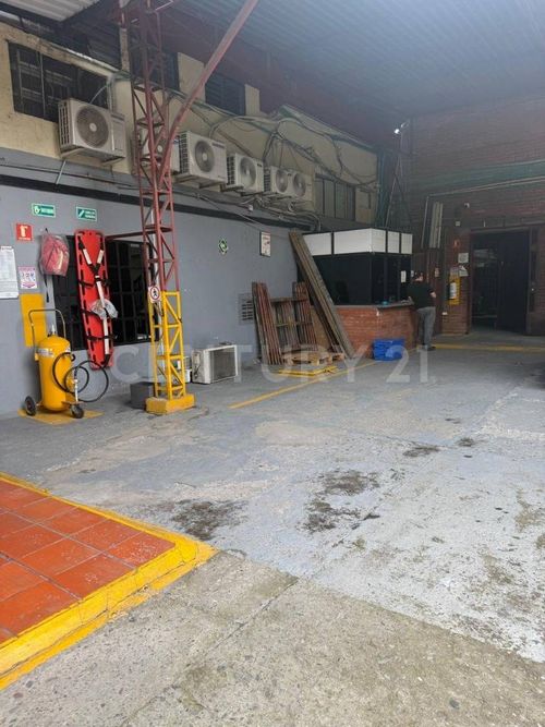 Bodega en venta en Camino Del Puerto, Villavicencio, 2304 m² · foto 21 de 24