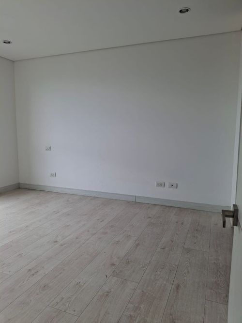 Apartamento de 2 alcobas en arriendo en Loma Del Esmeraldal, Envigado, 85 m² · foto 10 de 14