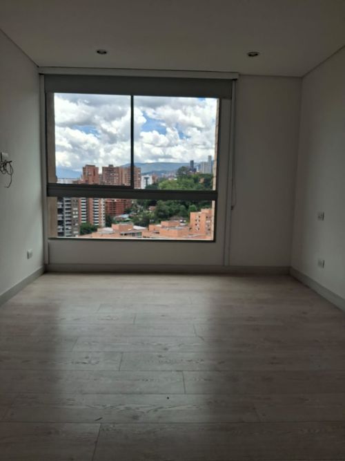 Apartamento de 2 alcobas en arriendo en Loma Del Esmeraldal, Envigado, 85 m² · foto 11 de 14