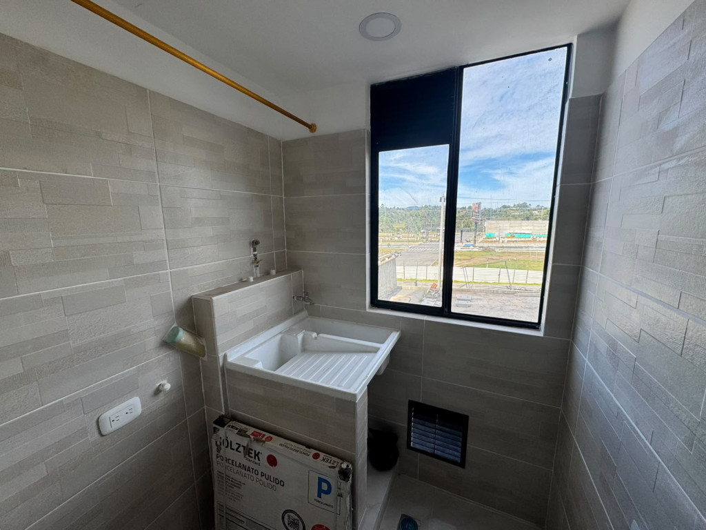 Apartamento en arriendo en Cimarronas, Rionegro · foto 12 de 12