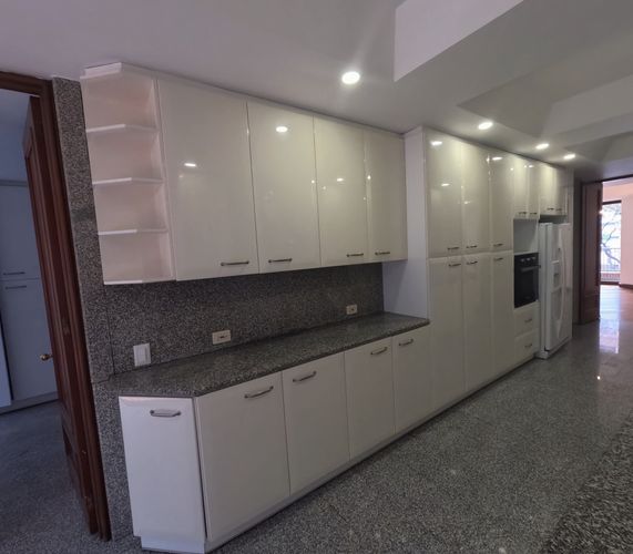 Apartamento de 4 alcobas en venta en La Cabrera, Bogotá, 276 m² · foto 10 de 24