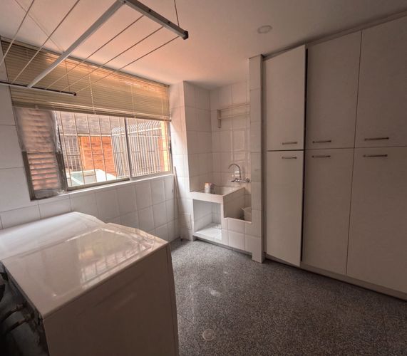 Apartamento de 4 alcobas en venta en La Cabrera, Bogotá, 276 m² · foto 11 de 24