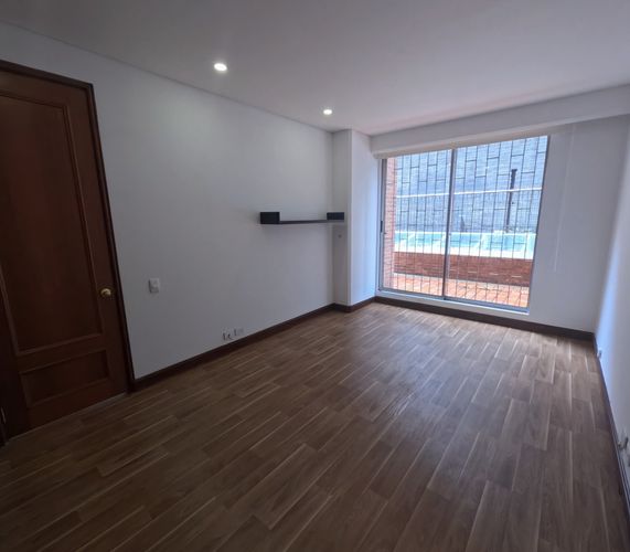 Apartamento de 4 alcobas en venta en La Cabrera, Bogotá, 276 m² · foto 21 de 24