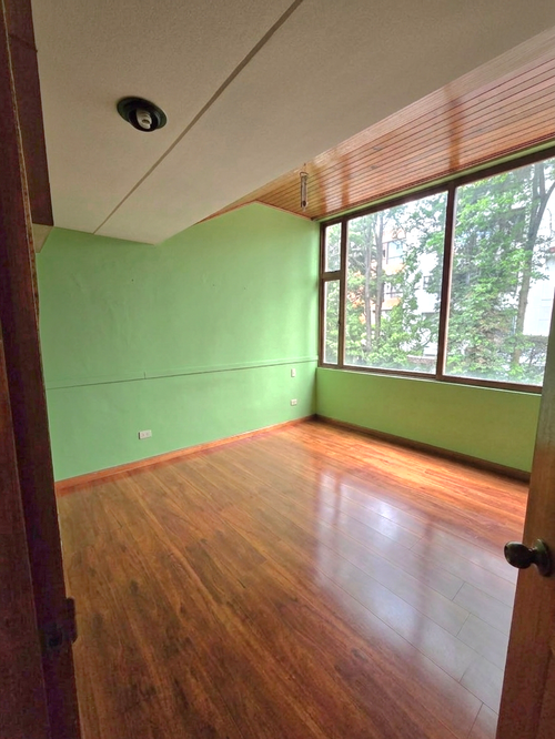 Casa de 5 alcobas en venta en Gratamira, Bogotá, 220 m² · foto 11 de 20