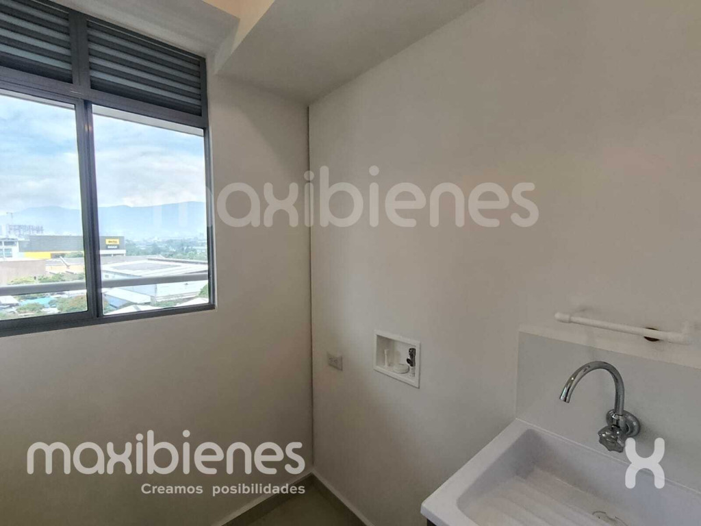 Apartamento en arriendo en Las Vegas, Envigado · foto 3 de 11