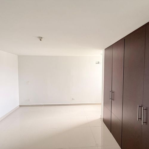 Apartamento de 3 alcobas en venta en Conjunto Residencial Mediterrane Royal, Floridablanca, 85 m² · foto 17 de 24