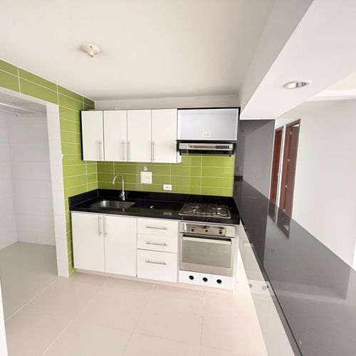 Apartamento de 3 alcobas en venta en Conjunto Residencial Mediterrane Royal, Floridablanca, 85 m² · foto 23 de 24