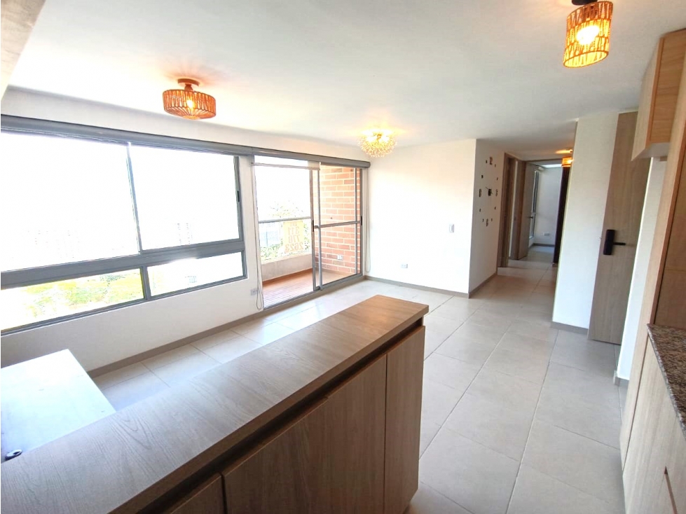 Apartamento en venta en La Cuenca, Envigado · foto 2 de 11
