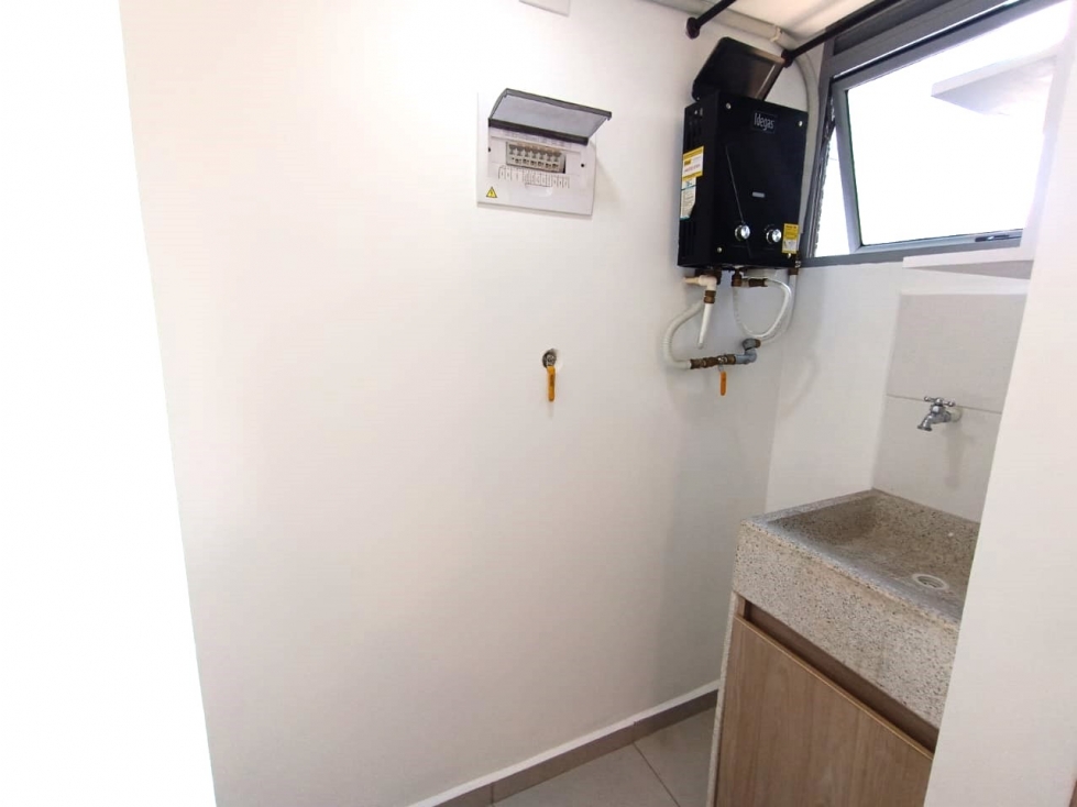 Apartamento en venta en La Cuenca, Envigado · foto 3 de 11