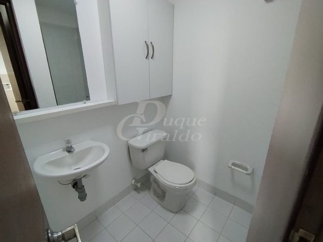 Apartamento de 3 alcobas en arriendo en El Diamante No. 2, Medellín, 135 m² · foto 22 de 23