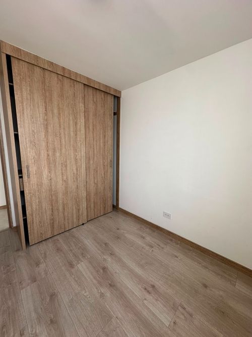 Apartamento de 3 alcobas en venta en Amazonia, Bello, 65 m² · foto 7 de 17