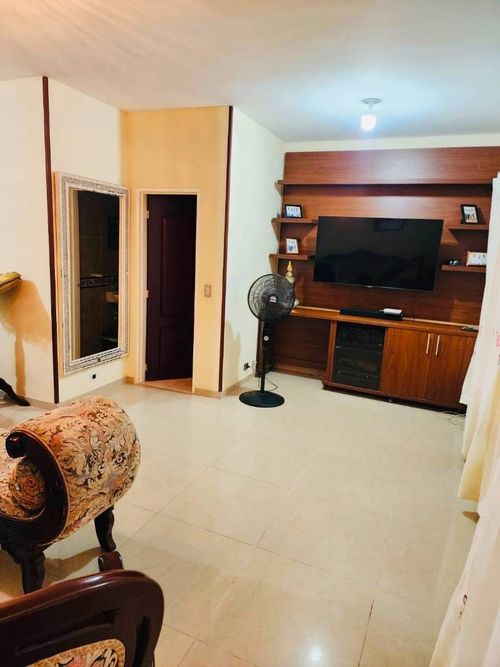 Casa de 8 alcobas en venta en San Carlos, Cali, 360 m² · foto 5 de 24