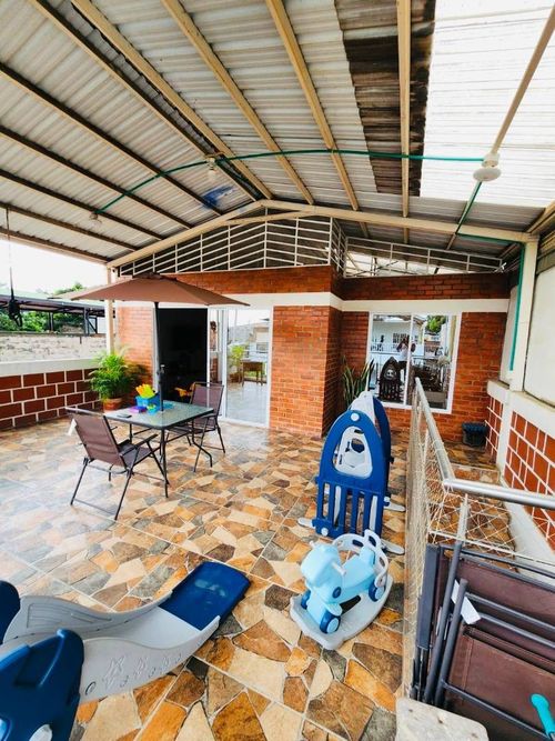 Casa de 8 alcobas en venta en San Carlos, Cali, 360 m² · foto 22 de 24