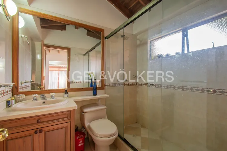 Casa de 4 alcobas en venta en Guaymaral, Chía, 235 m² · foto 23 de 24